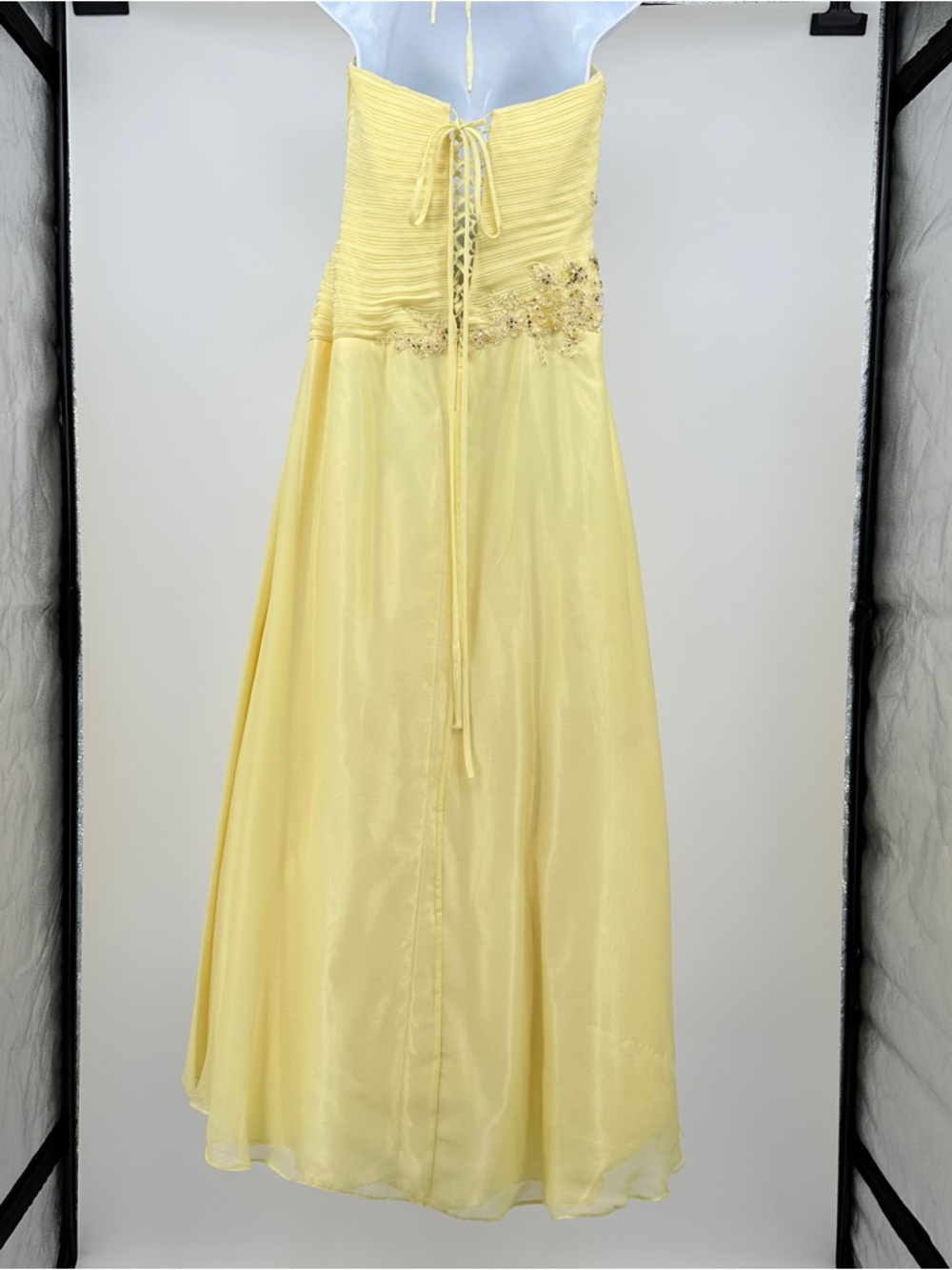 Elegant Yellow Prom Dress Beaded Halter Spaghetti Strap Size 14 - Picture 3 of 12